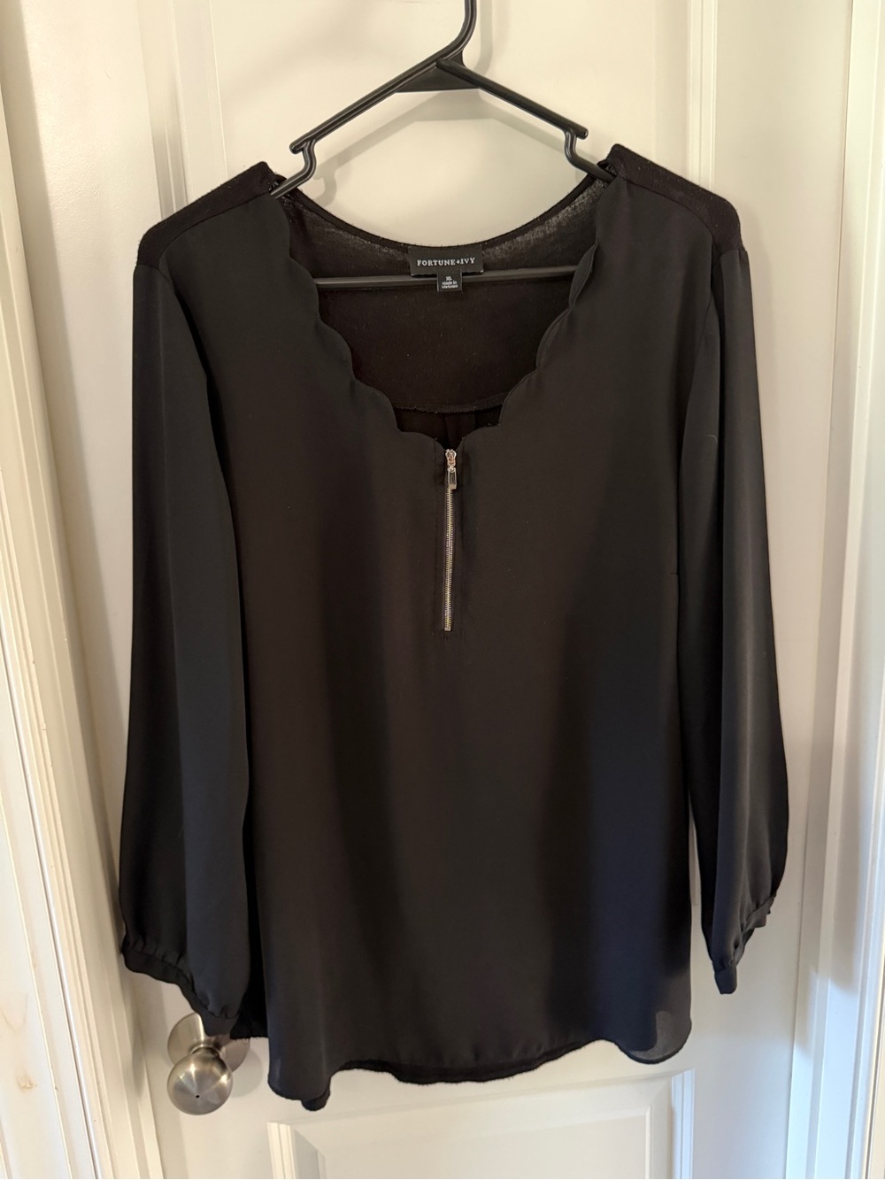 Fortune & IvyBlack Scalloped Zip-Neck Blouse